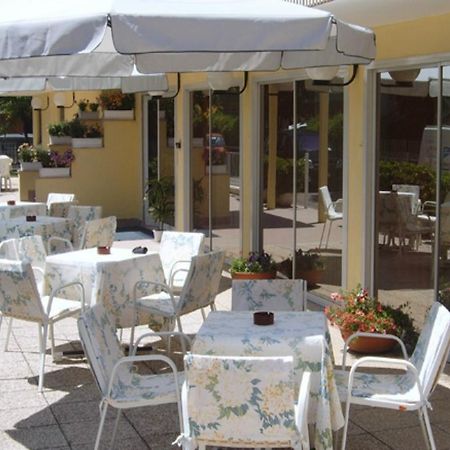 Hotel Montecarlo Nord 리미니 외부 사진